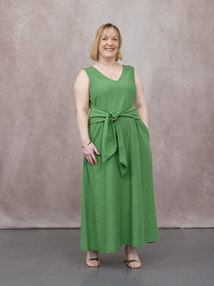 Pauline wears size 8