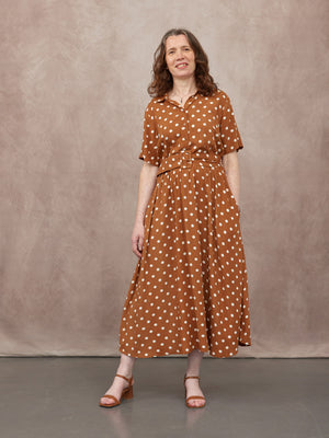 _0000s_0000_C23-Camilla-Shirt-Dress-Brown-White-Spot-Print-CUSTOMER-05.jpg