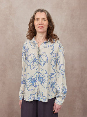 _0000s_0001_C23-Sue-Printed-Linen-Mix-Shirt-Blue-Floral-CUSTOMER-03.jpg