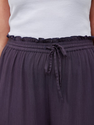 _0000s_0001_Celia-Crinkle-Trouser-Washed-Navy-DETAIL-04.jpg