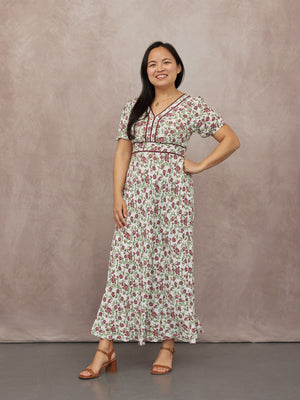 _0000s_0002_C23-Linny-Contrast-Trim-Dress-Pink-Floral-Print-CUSTOMER-04.jpg