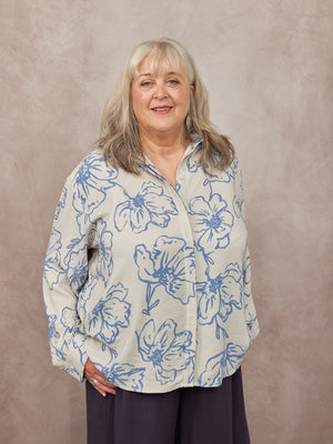 _0000s_0002_C23-Sue-Printed-Linen-Mix-Shirt-Blue-Floral-CUSTOMER-02.jpg