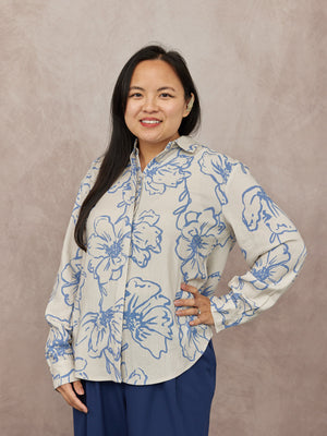 _0000s_0003_C23-Sue-Printed-Linen-Mix-Shirt-Blue-Floral-CUSTOMER-01.jpg