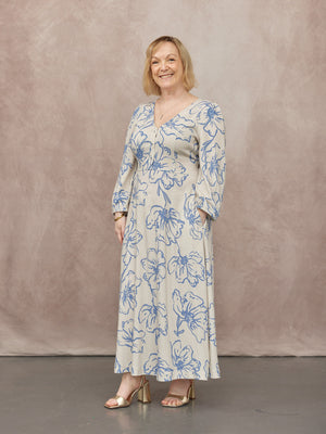 _0000s_0004_C23-NAME-Printed-Linen-Mix-Dress-Blue-Floral-CUSTOMER-01.jpg