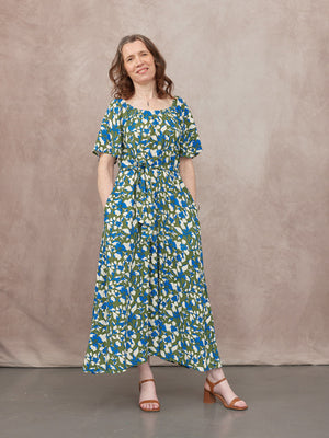 _0000s_0005_C23-Dia-Scoop-Neck-Dress-Green-Floral-CUSTOMER-02.jpg