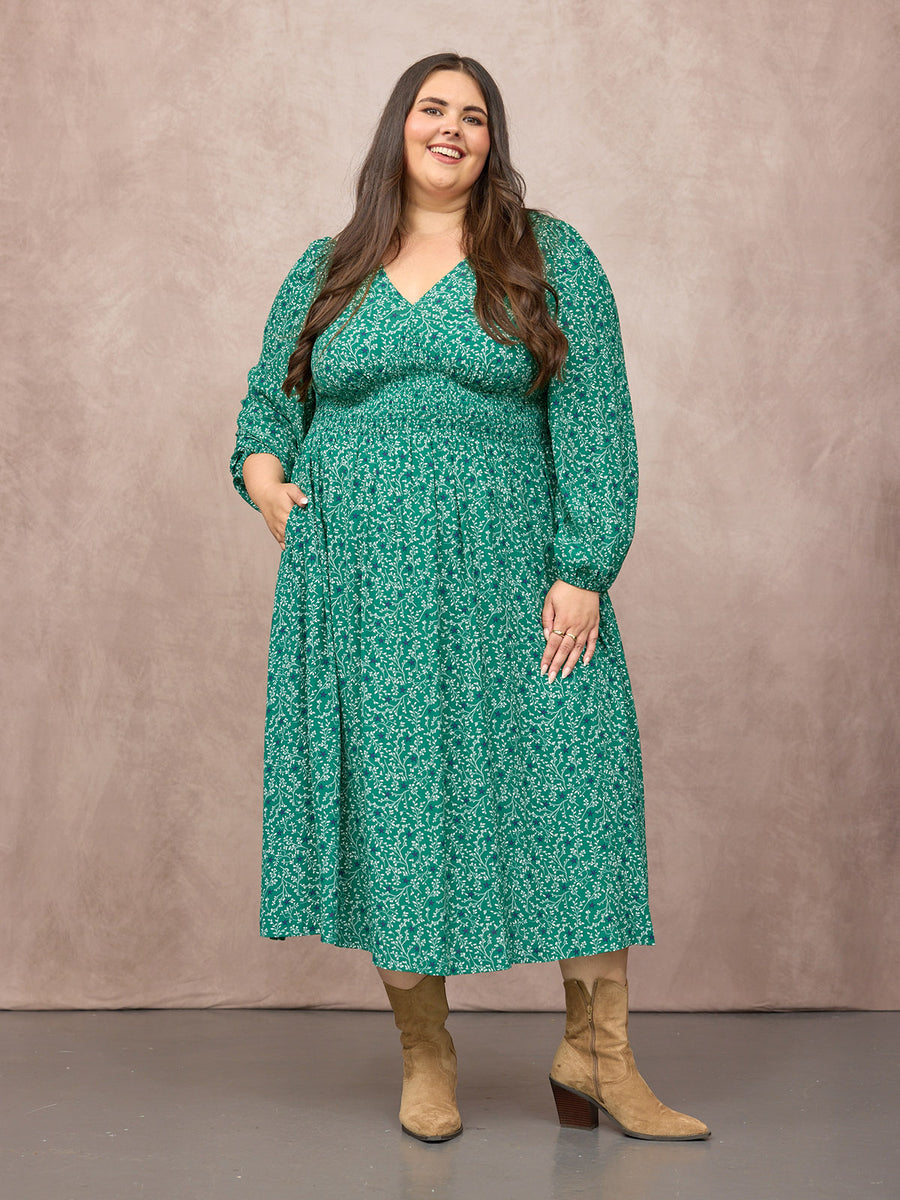 Lucy wears size 24 Regular