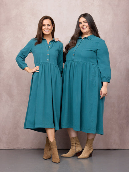 Sarah wears size 10 Regular