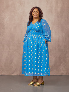 Natasha wears size 14 Regular