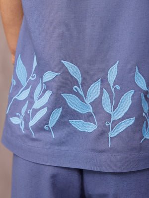_0001s_0005_C22.2-Violet-Embroidered-Short-Sleeve-Top-Navy-Blue-DETAIL-03.jpg