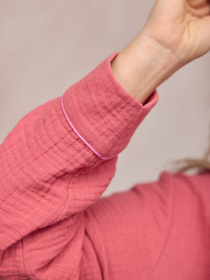 _0001s_0010_C27-Annie-Crinkle-Scallop-Pyjama-Set-Pink-DETAIL-03.jpg