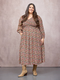 Lucy wears size 24 Regular