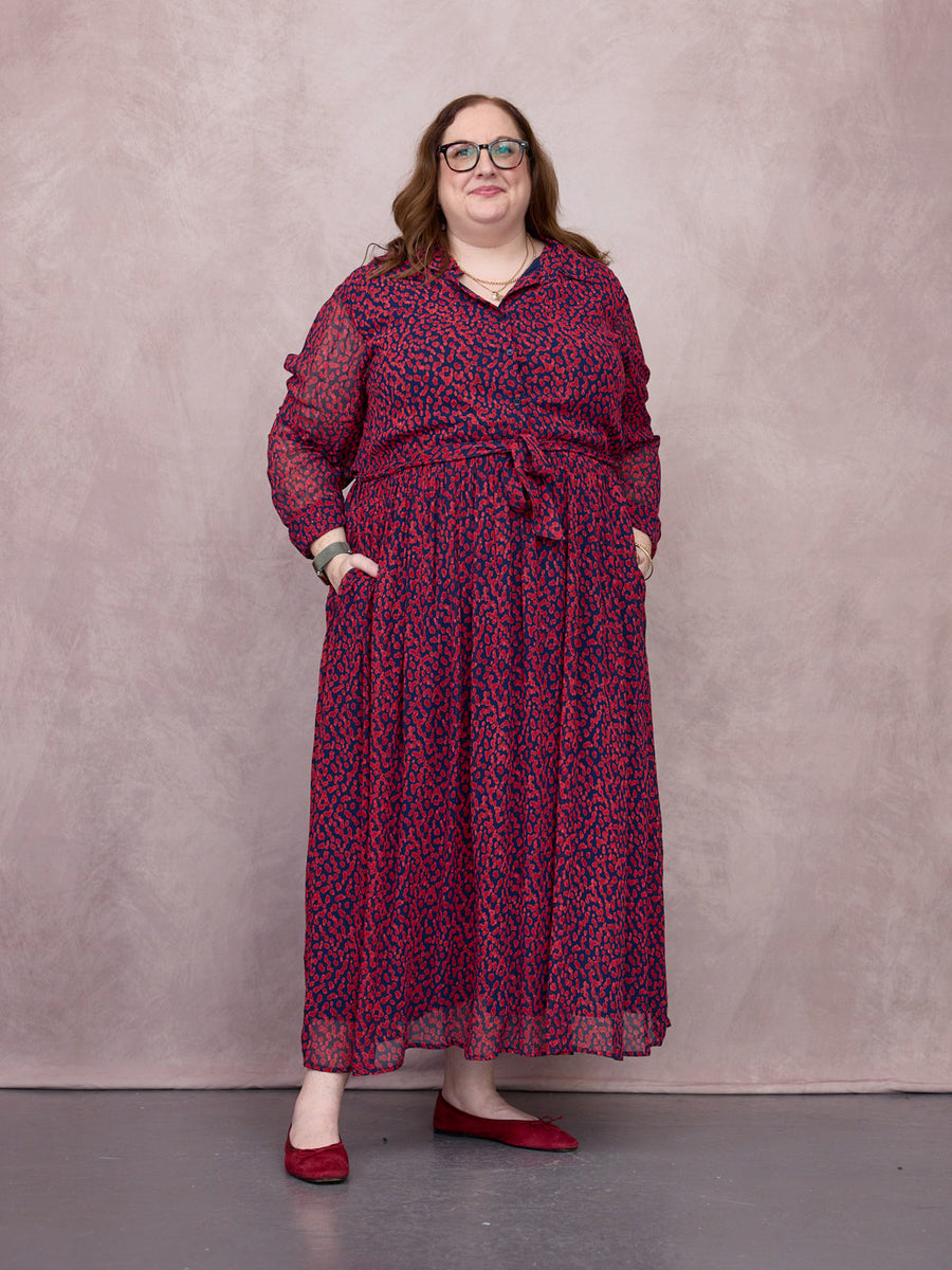 Gill wears size 24 Regular