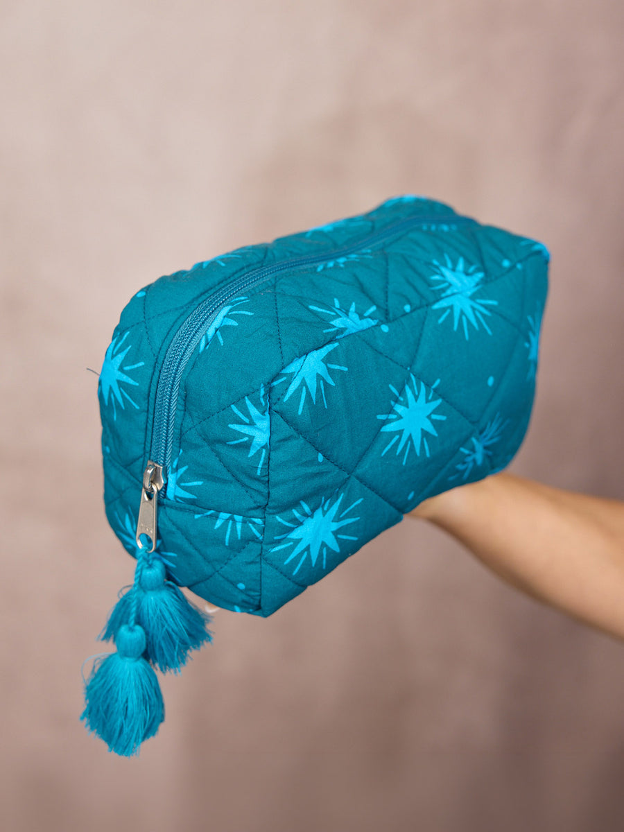 Mabel Washbag - Blue Star Print