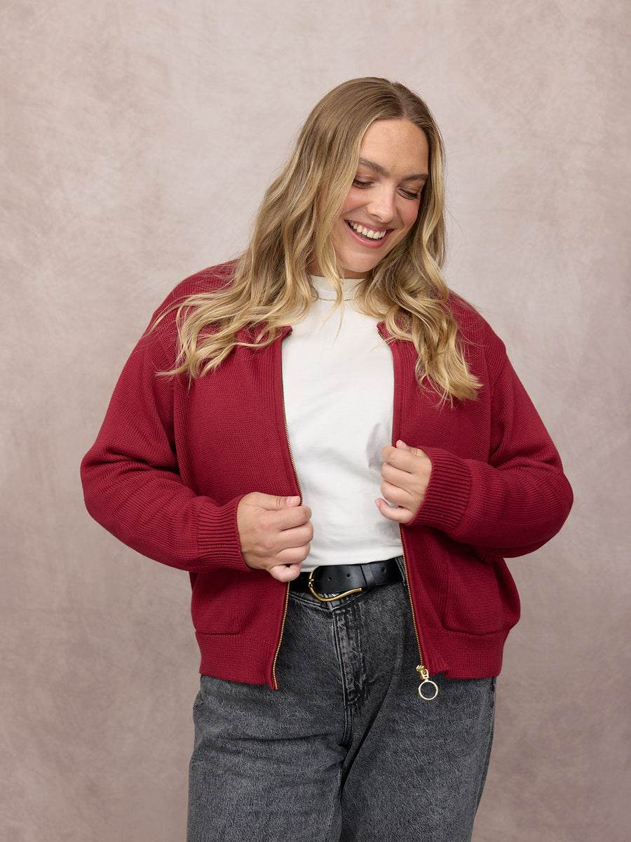 Lucy wears size L