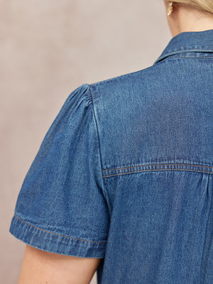 _0003s_0006_C24-Rhiona-Set-In-Short-Sleeve-Denim-Shirt-Dress-Blue-DETAIL-04.jpg