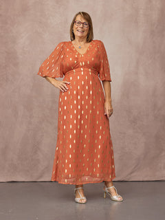 Sue wears size 10 Regular
