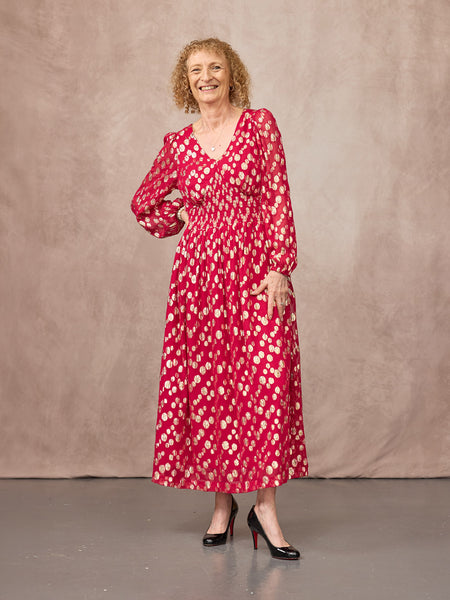 Jane wears size 8 Regular