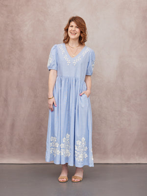 _0005s_0003_C22.2-Lola-Embroidered-Relaxed-Dress-Light Blue-CUSTOMER-01.jpg