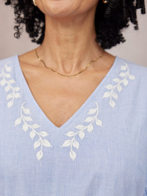 _0005s_0011_C22.2-Lola-Embroidered-Relaxed-Dress-Light Blue-DETAIL-01.jpg