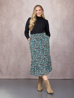 Danielle wears size 14
