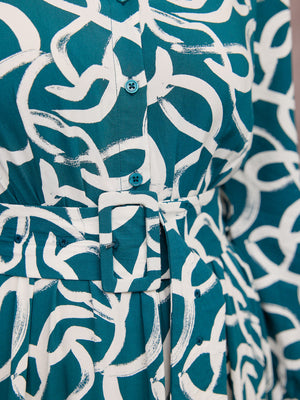 _0006s_0006_C28-Camilla-Long-Sleeve-Shirt-Dress-Green-Graphic-Lines-Print-DETAIL-01.jpg