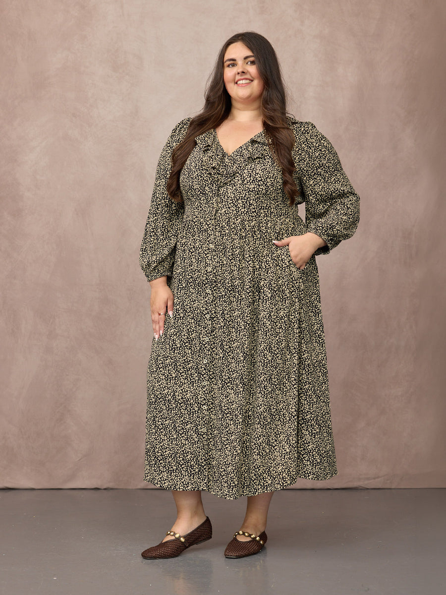 Lucy wears size 24 Regular