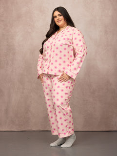 Lucy wears size 24