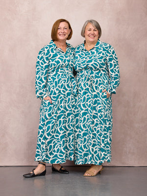 _0006s_0019_C28-Camilla-Long-Sleeve-Shirt-Dress-Green-Graphic-Lines-Print-CUSTOMER-05.jpg