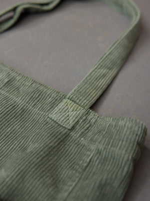 _0007s_0004_C26-Caro-Cord-Bag-Light-Green-DETAIL-05.jpg