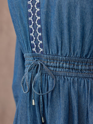 _0007s_0004_C26-Dolly-Embroidered-Denim-Dress-Blue-DETAIL-03.jpg