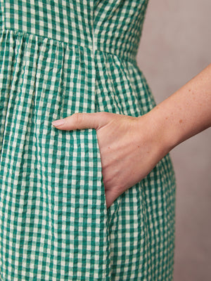 _0007s_0007_C22.2-Judy-Square-Neck-Dress-Green-Gingham-DETAIL-03.jpg