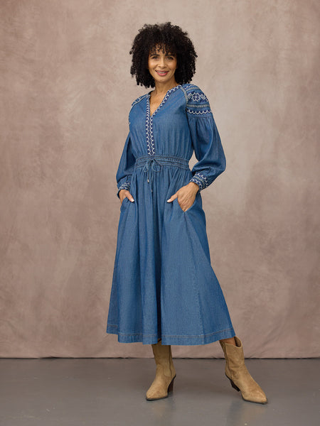 Trish wears size 8 Regular