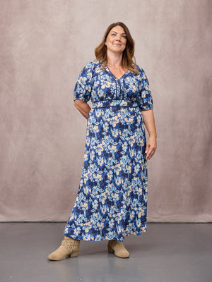_0008s_0005_C25-Linny-Contrast-Trim-Dress-Blue-Floral-Print-CUSTOMER-06.jpg