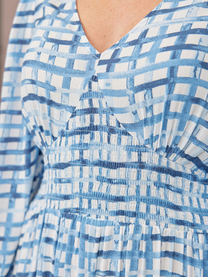 _0008s_0009_C24-Maddie-V-Neck-Long-Sleeve-Dress-Geometric-Blue-and-White-Print-DETAIL-01.jpg