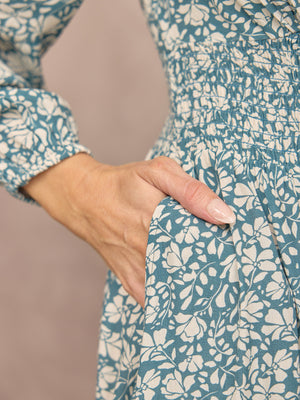 _0008s_0009_C27-Maddie-Long-Sleeve-V-Neck-Dress-Teal-Leaf-Print-DETAIL-03.jpg