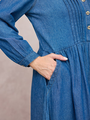 _0009s_0014_C25-Lara-Tuck-Detail-Denim-Dress-Blue-DETAIL-03.jpg