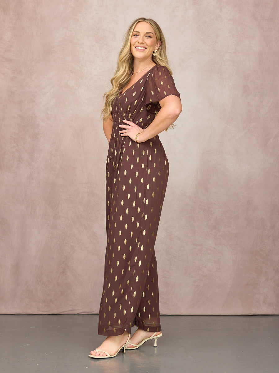 Danielle wears size 14