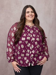 Lucy wears size 24