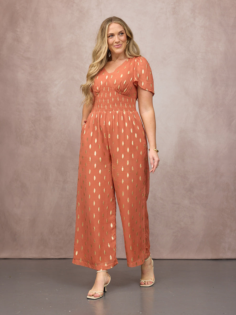 Danielle wears size 14