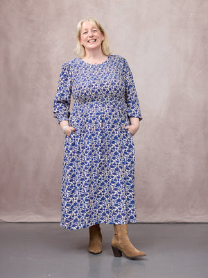 _0011s_0008_C25-Jenny-Shirred-Bodice-Dress-Navy-Shadow-Floral-Print-CUSTOMER-02.jpg
