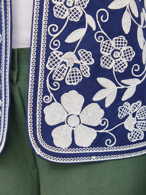 _0012s_0010_C22.2-Elaine-Embroidered-Jacket-Reversible-Navy-DETAIL-03.jpg