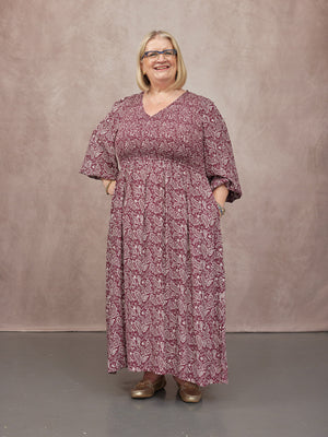 _0016s_0016_C24-Gillian-Shirred-Bodice-Dress-Maroon-Paisley-Print-CUSTOMER-02.jpg