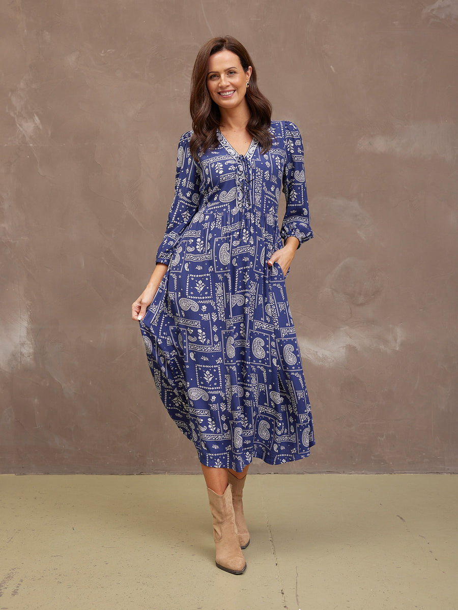 Naaila Paisley Dress - Navy