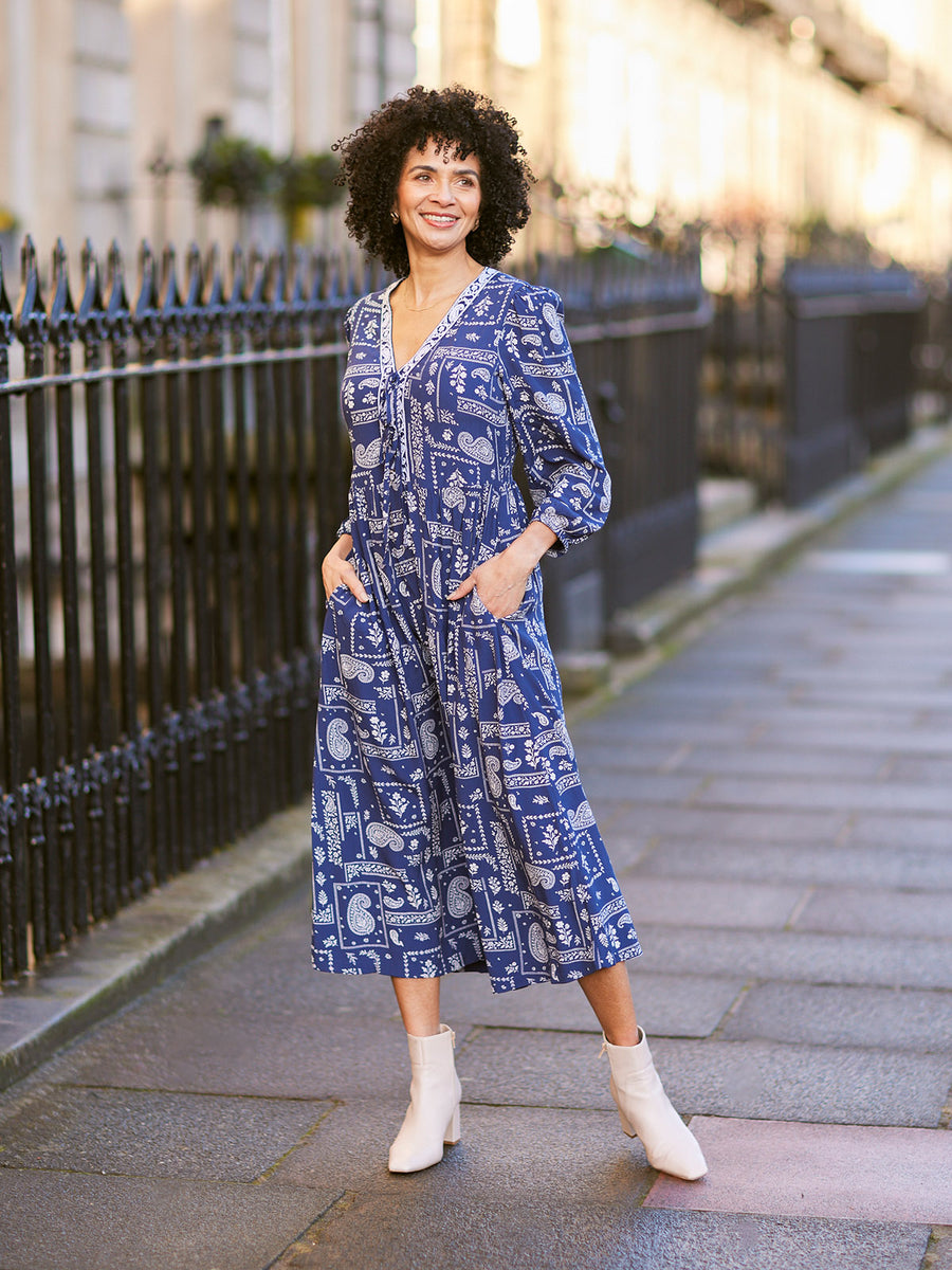 Naaila Paisley Dress - Navy