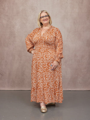 _0018s_0021_C24-Carrie-Shirred-Waist-Dress-Burnt-Orange-and-Ecru-Block-Print-CUSTOMER-03.jpg