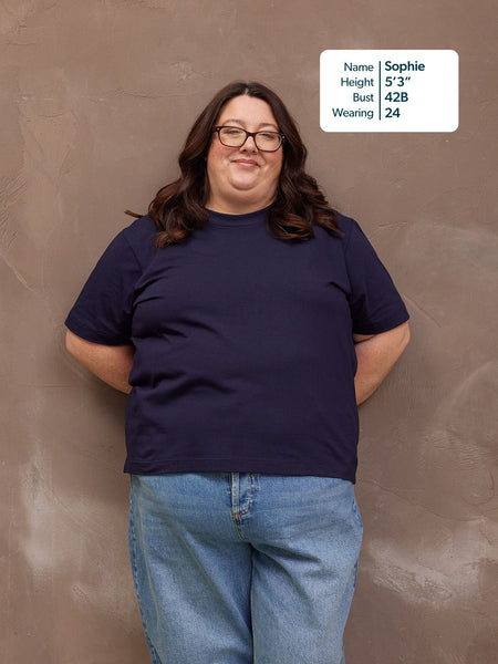 Adele Relaxed Tee - Navy