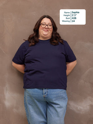 Adele Relaxed Tee - Navy