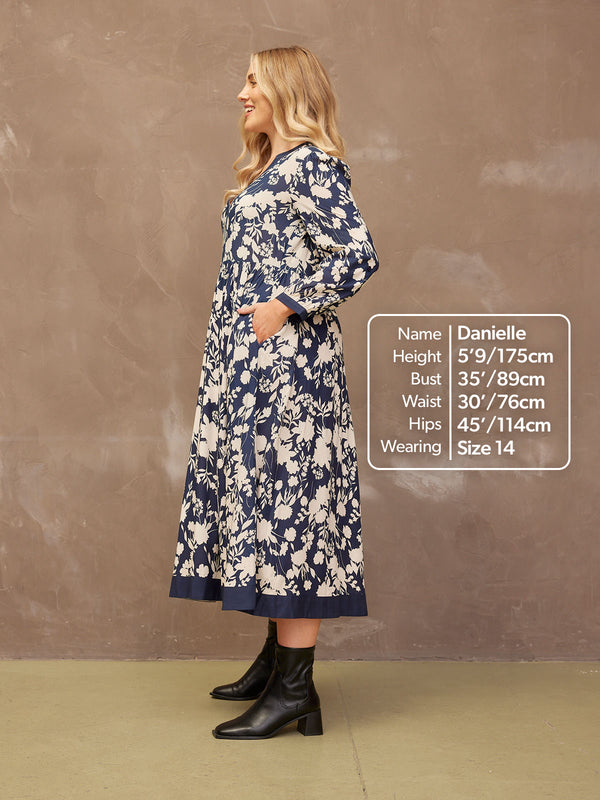 Barbara - Notch Neck Dress - Navy Floral