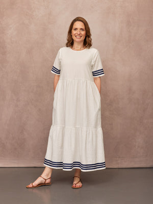 C22.1-Fiona-Tiered-Dress-White-Navy-CUSTOMER-03.jpg
