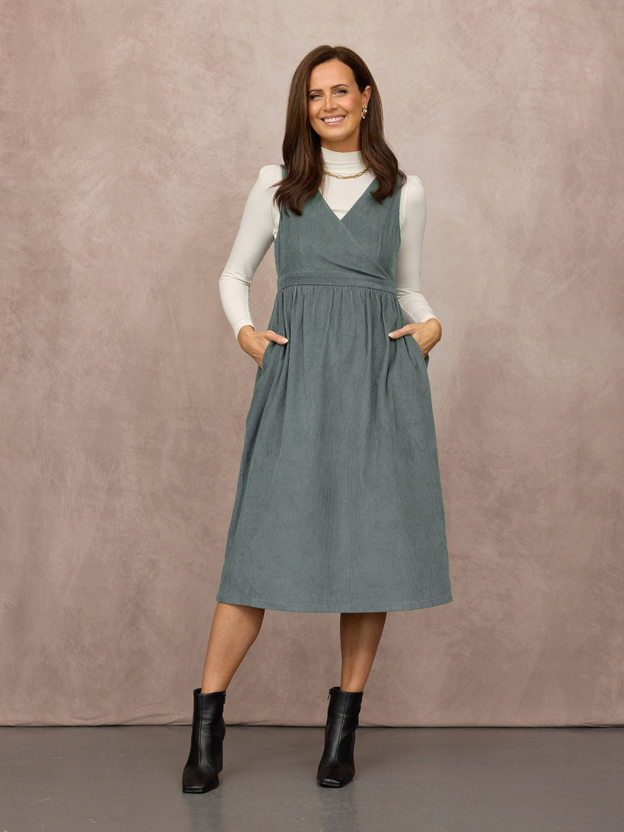 Sarah wears size 10 Regular